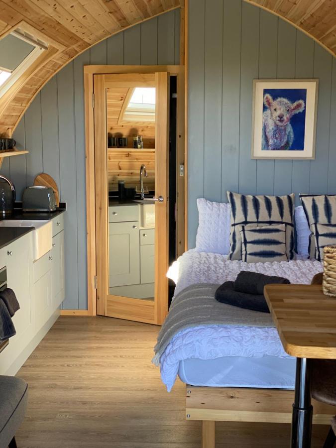 Craigend Farm Pods - The Woolly Sheep Campsite *